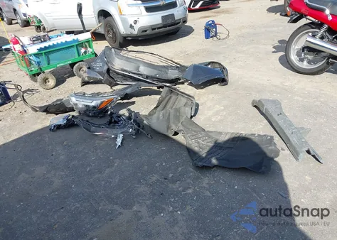 2024 Toyota Rav4 Xle Premium from USA, damaged, VIN 2T3A1RFV1RC416917